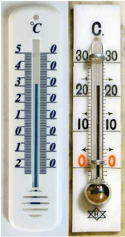 picture of an alcohol and a mercury thermometer