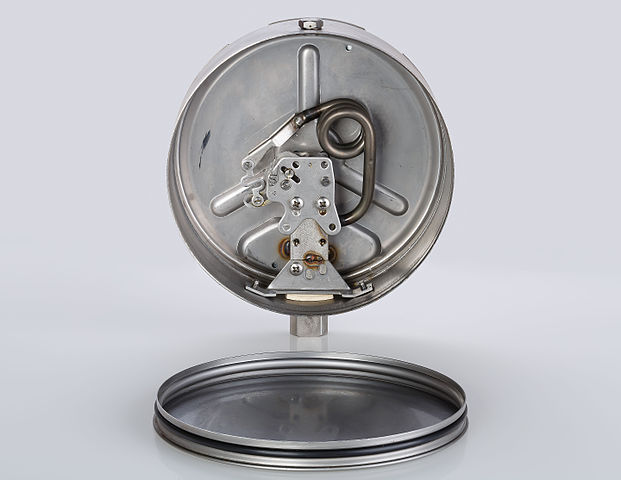 Picture Bourdon tube helical type pressure gauge